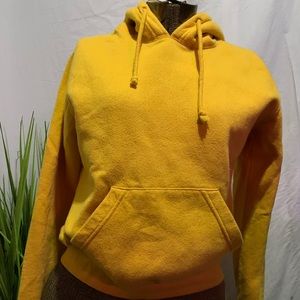 Yellow sweatshirt